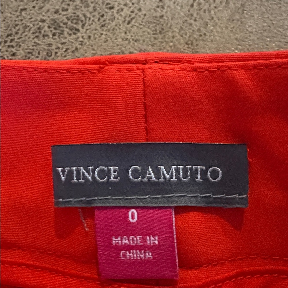 VINCE CAMUTO Shorts Size 0 Zipper Pockets Belt Loops Red/Orange - Picture 3 of 5